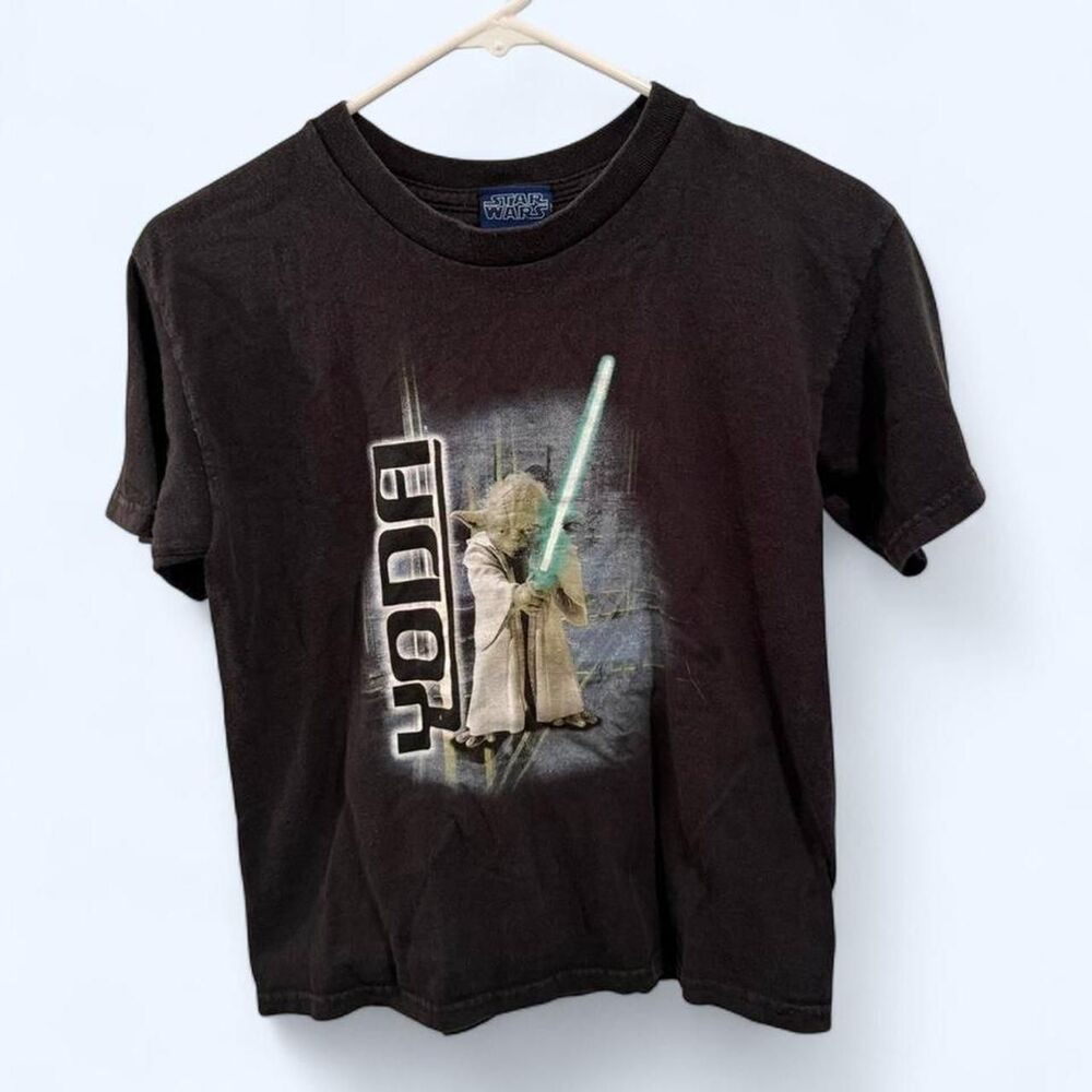 Vintage 2002 Star Wars Episode II Yoda Lightsaber Promo Tee Small